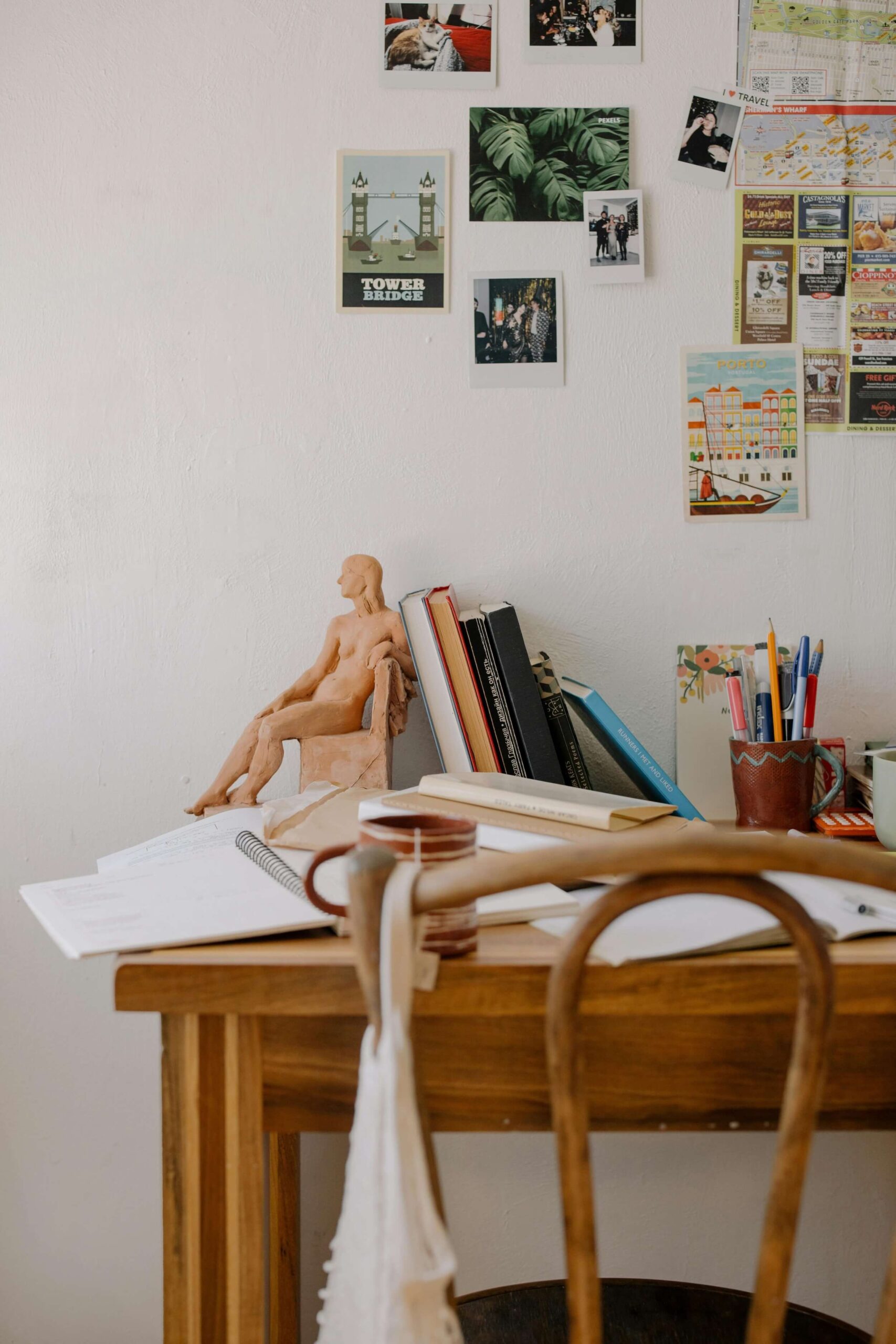 2026 vision board inspiration with home office set up